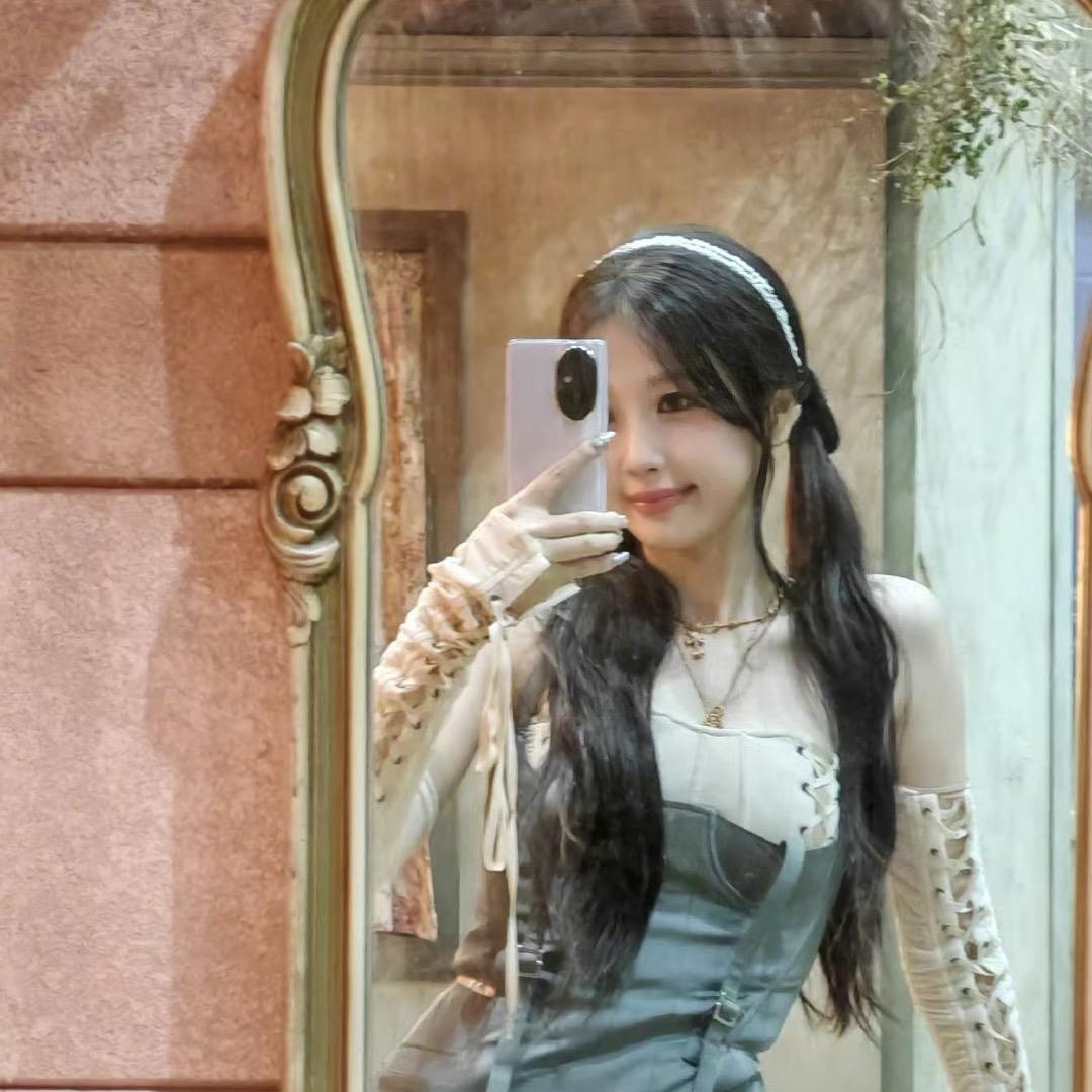 甜～(见过张艺兴鸟巢版)