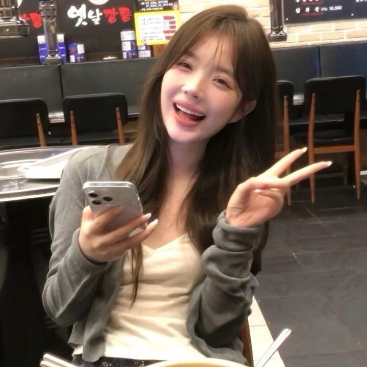 ^^.