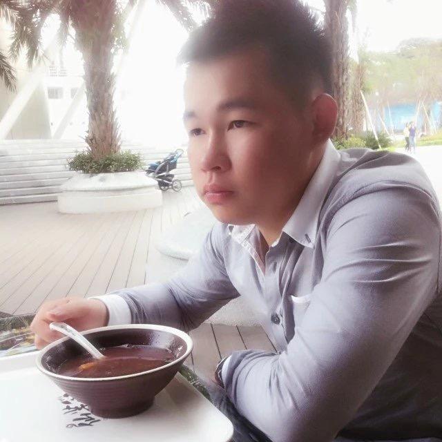 卓越装饰  陈炳钊