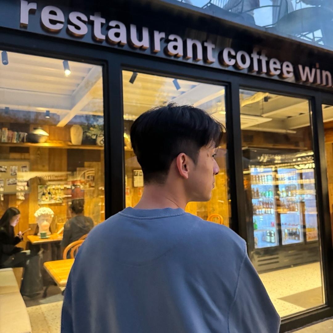 辛波波.