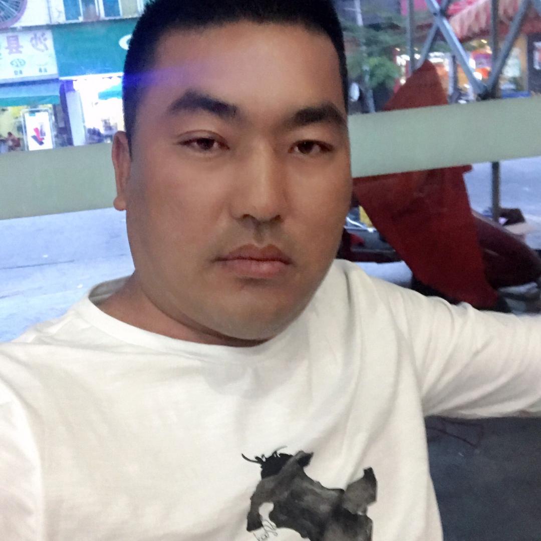 爱钓鱼的阿虎