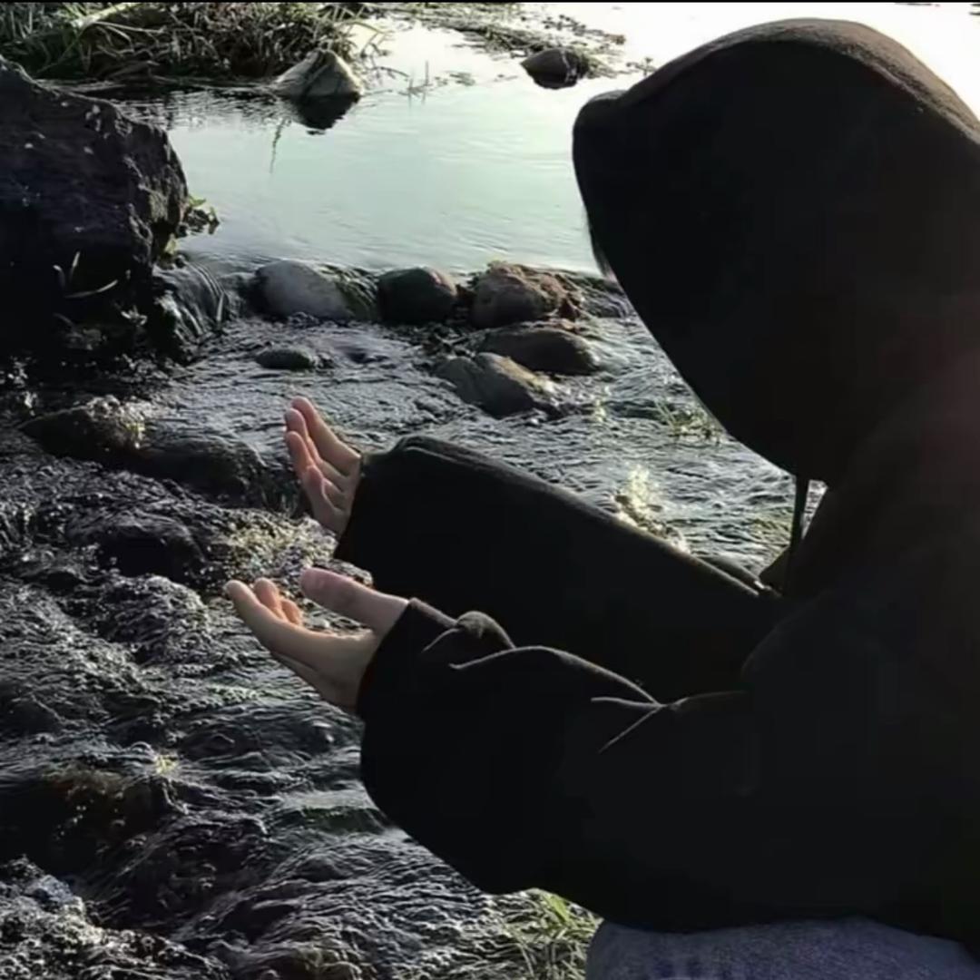 洪宇