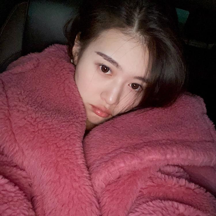 石榴滋滋_