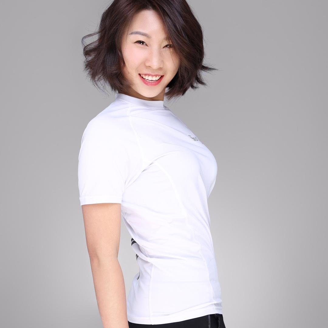 廊坊乐迎健身基地 黑妞儿