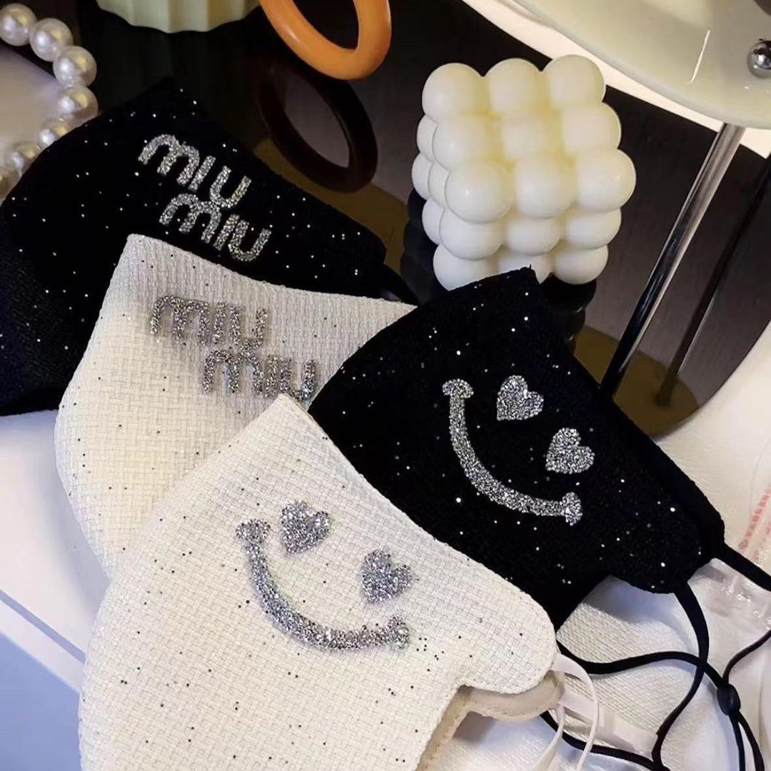 果果时尚口罩饰品