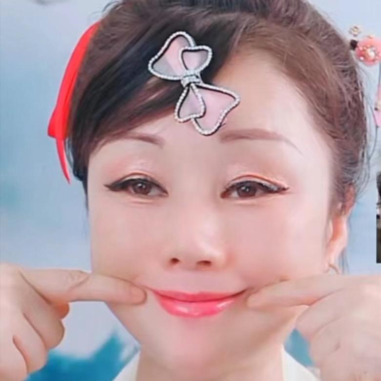 诺贝美学86岁的样子变化