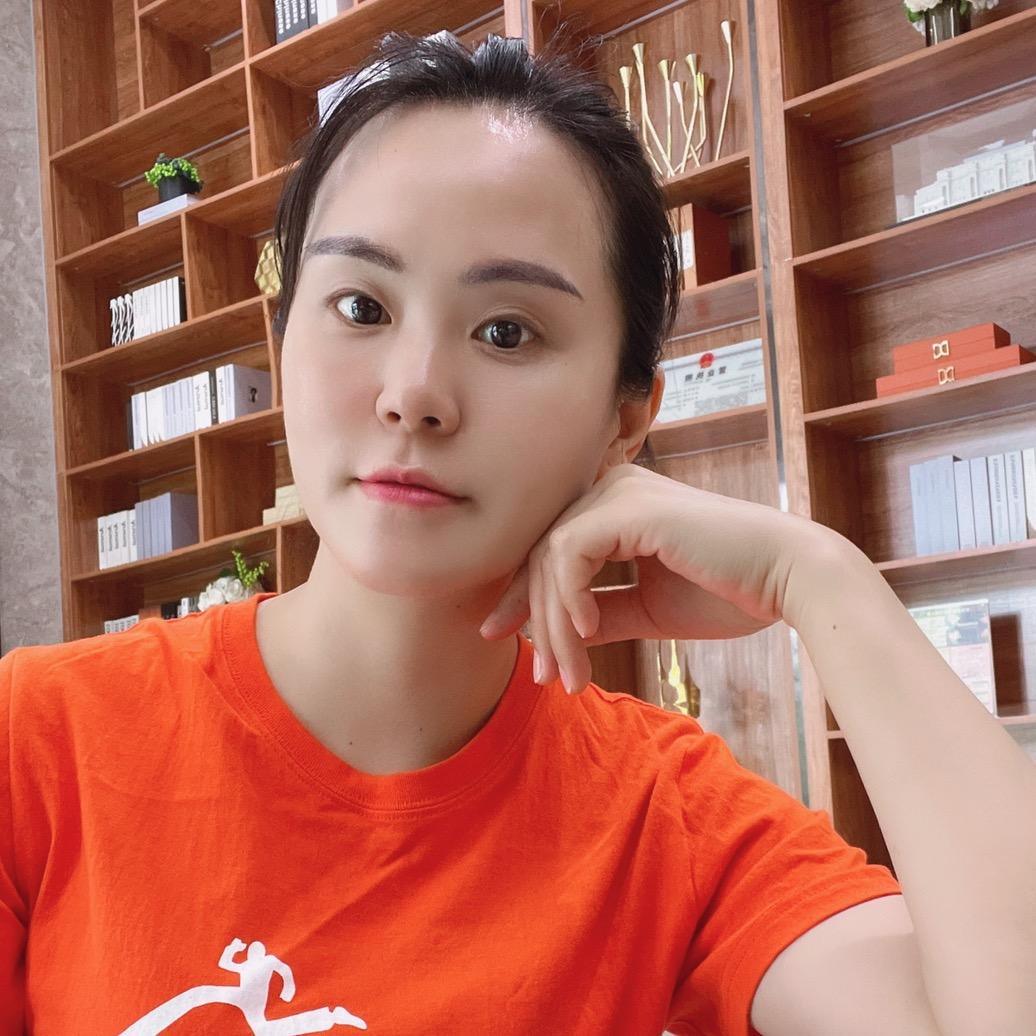 圆圆闲不住