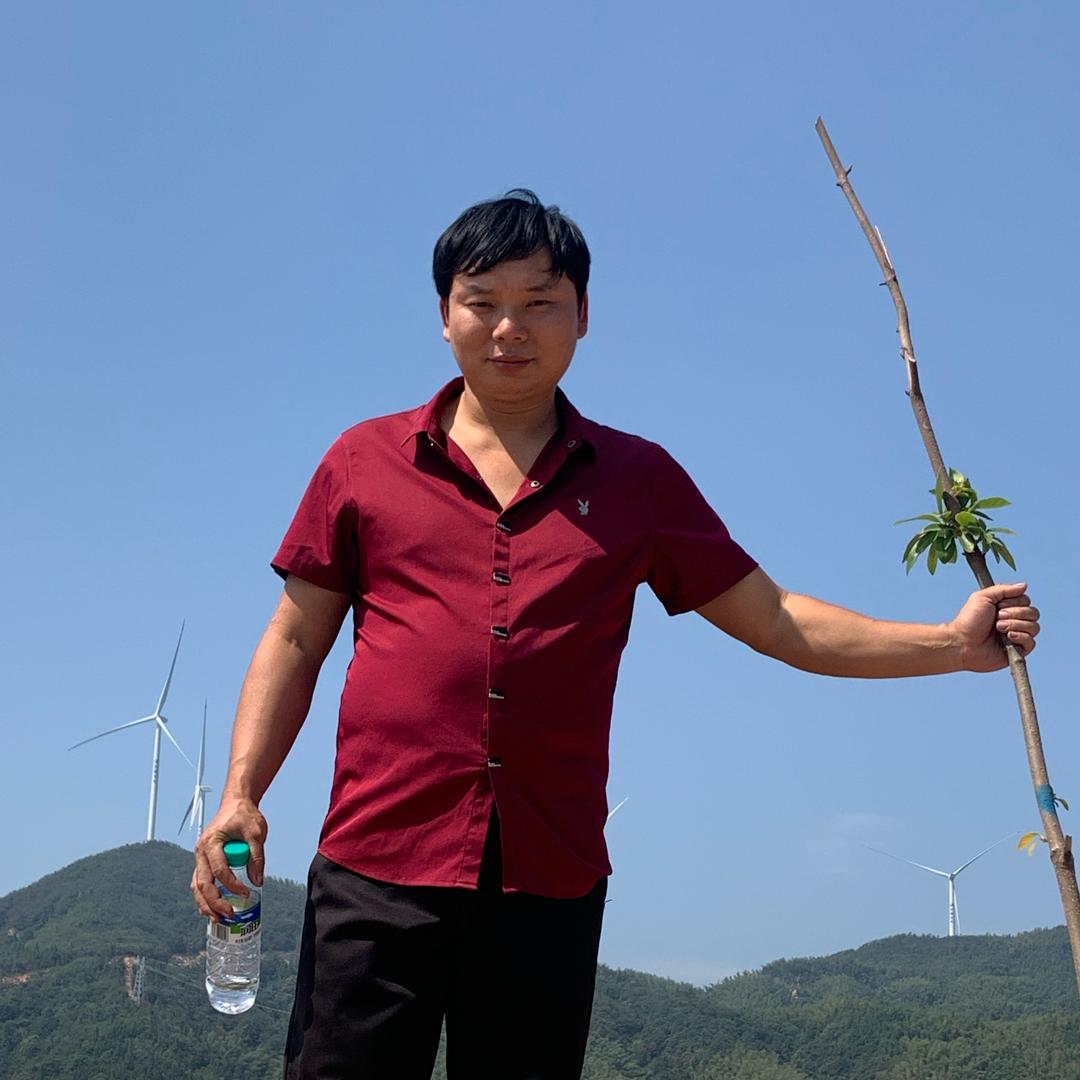 山村毛毛哥
