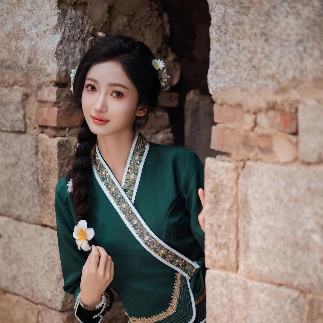 珊珊寻翡