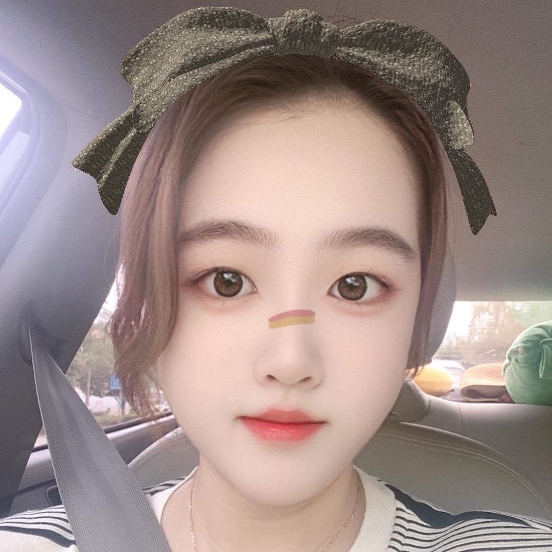 柒柒。