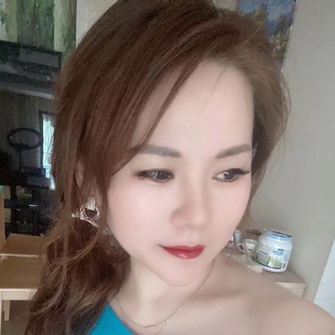茹心爱卷发