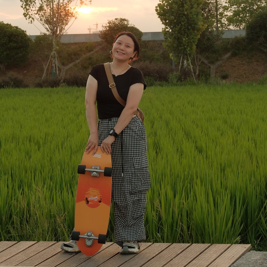 龙港跳跳鱼男鞋店～沿河南路153