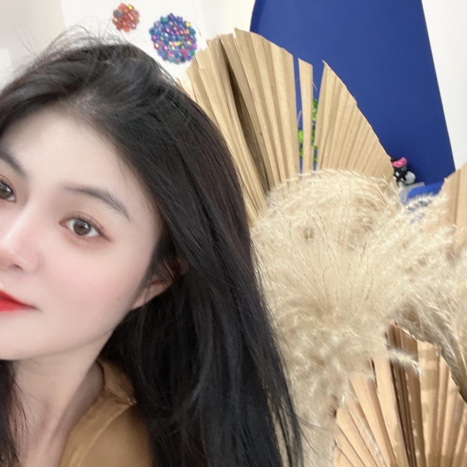 叫我小d
