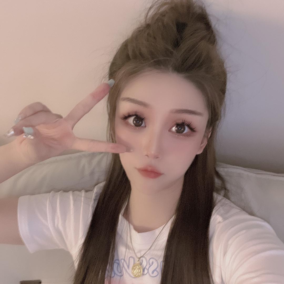 李艺晨✨