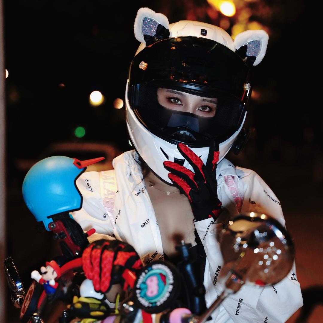 🏍️不会骑车小公举👸