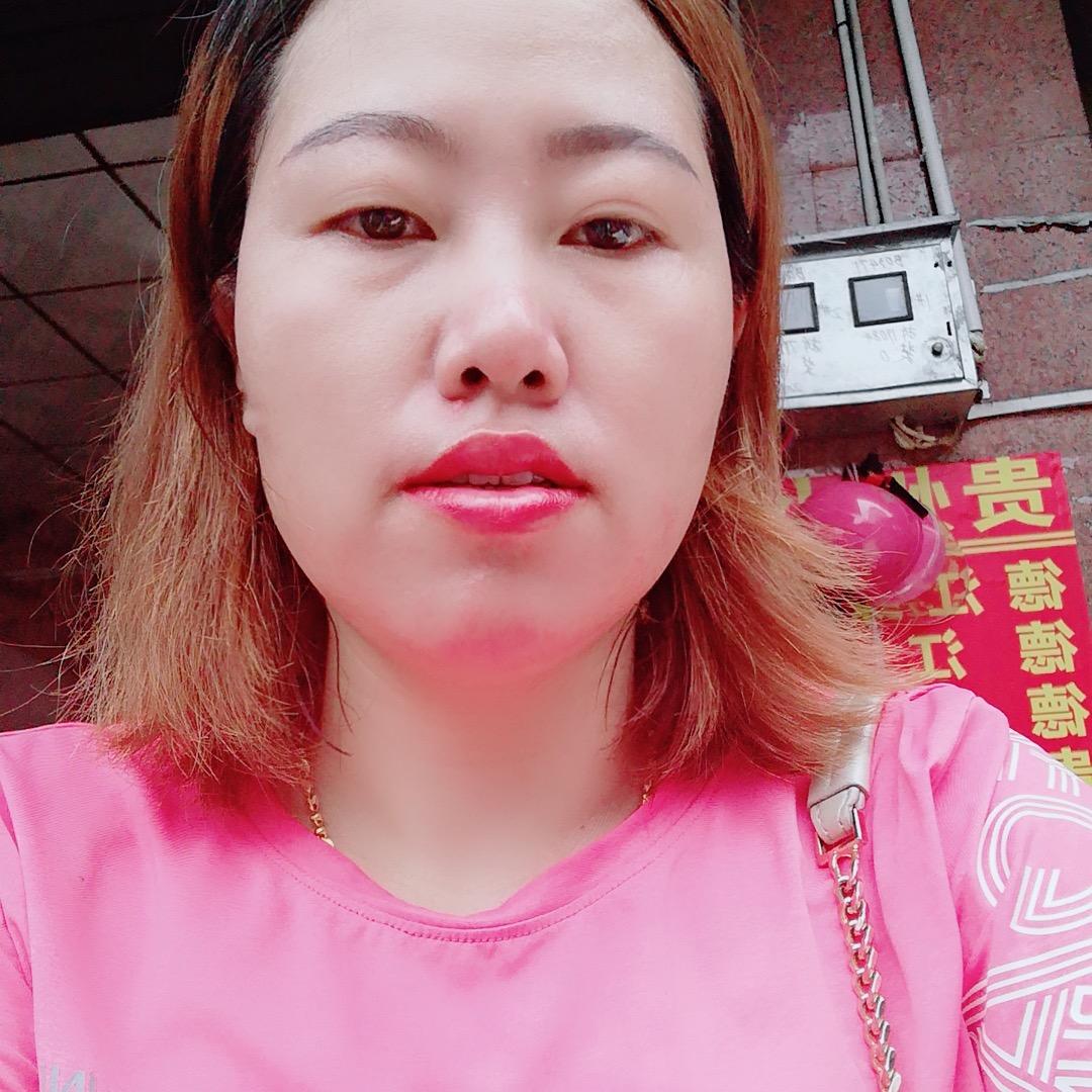 龙渝灯饰五金厂