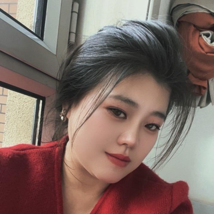 甜不甜（冲1万粉丝）