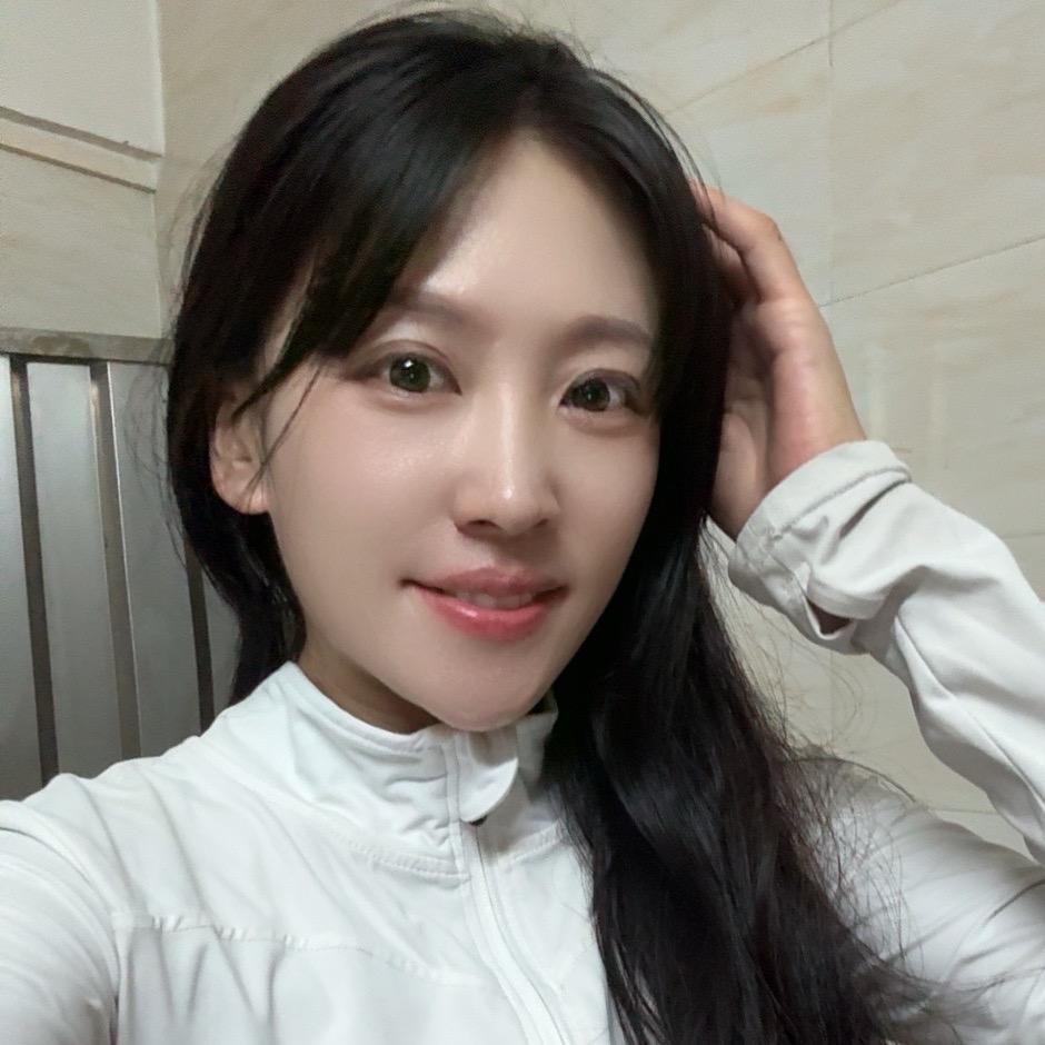 小红（首播筹备中）商务中心