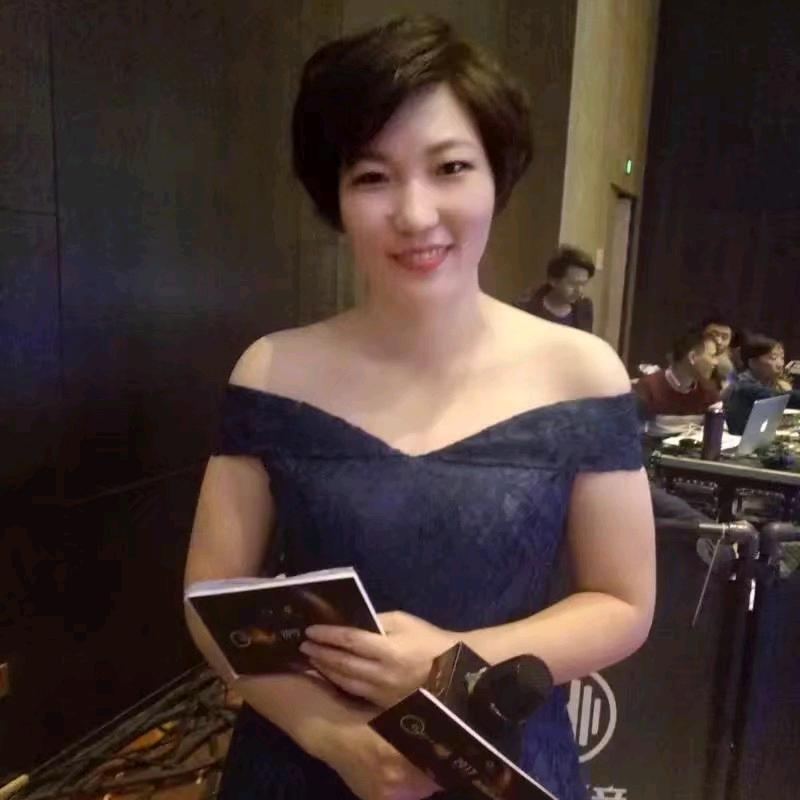 王存爱生活