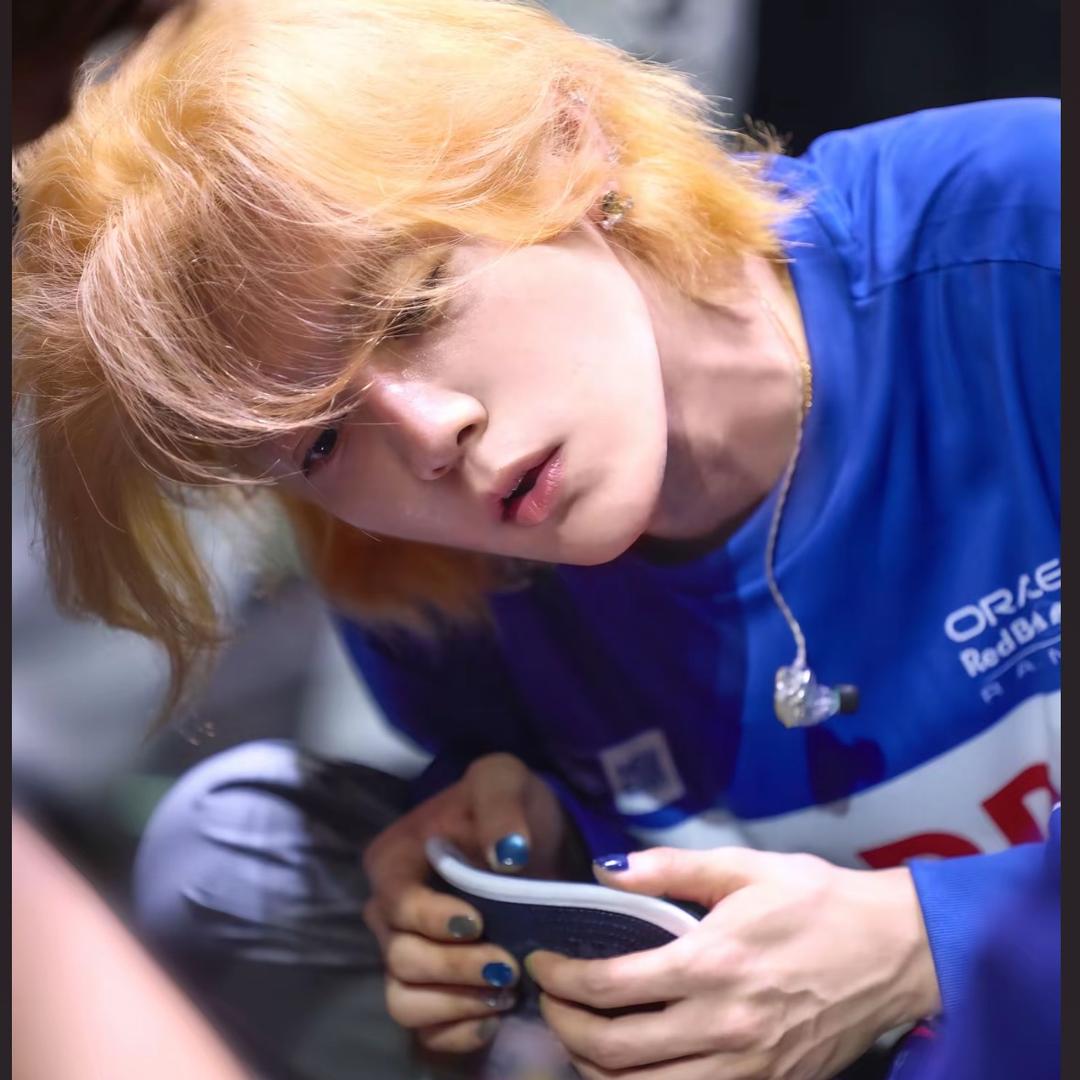 吹泡泡的泡泡糖