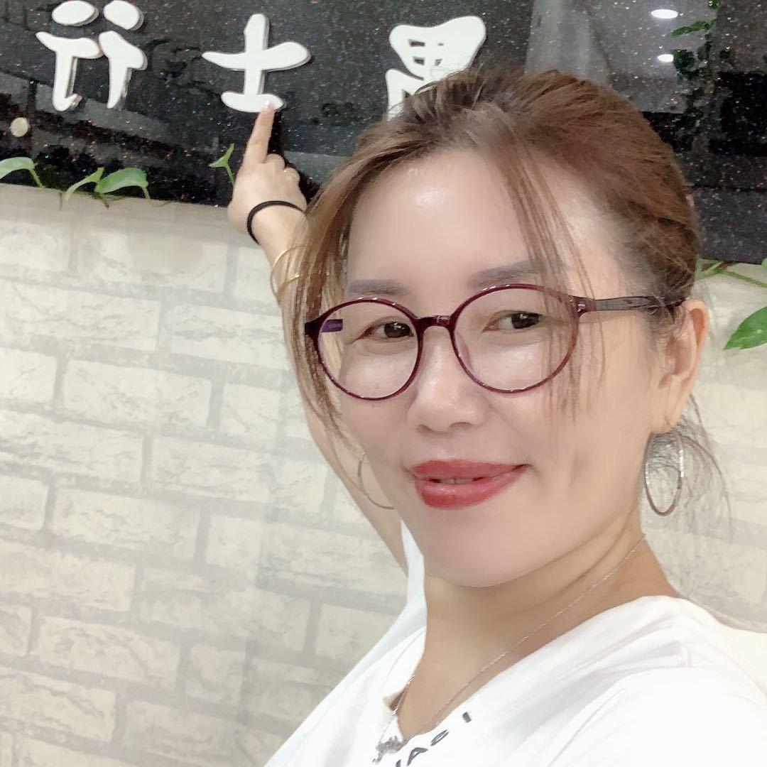 佳佳^_^手表弟男士行