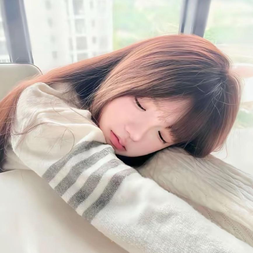 天真萌妹子