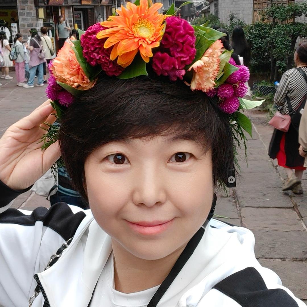 老兵融界传媒班霞