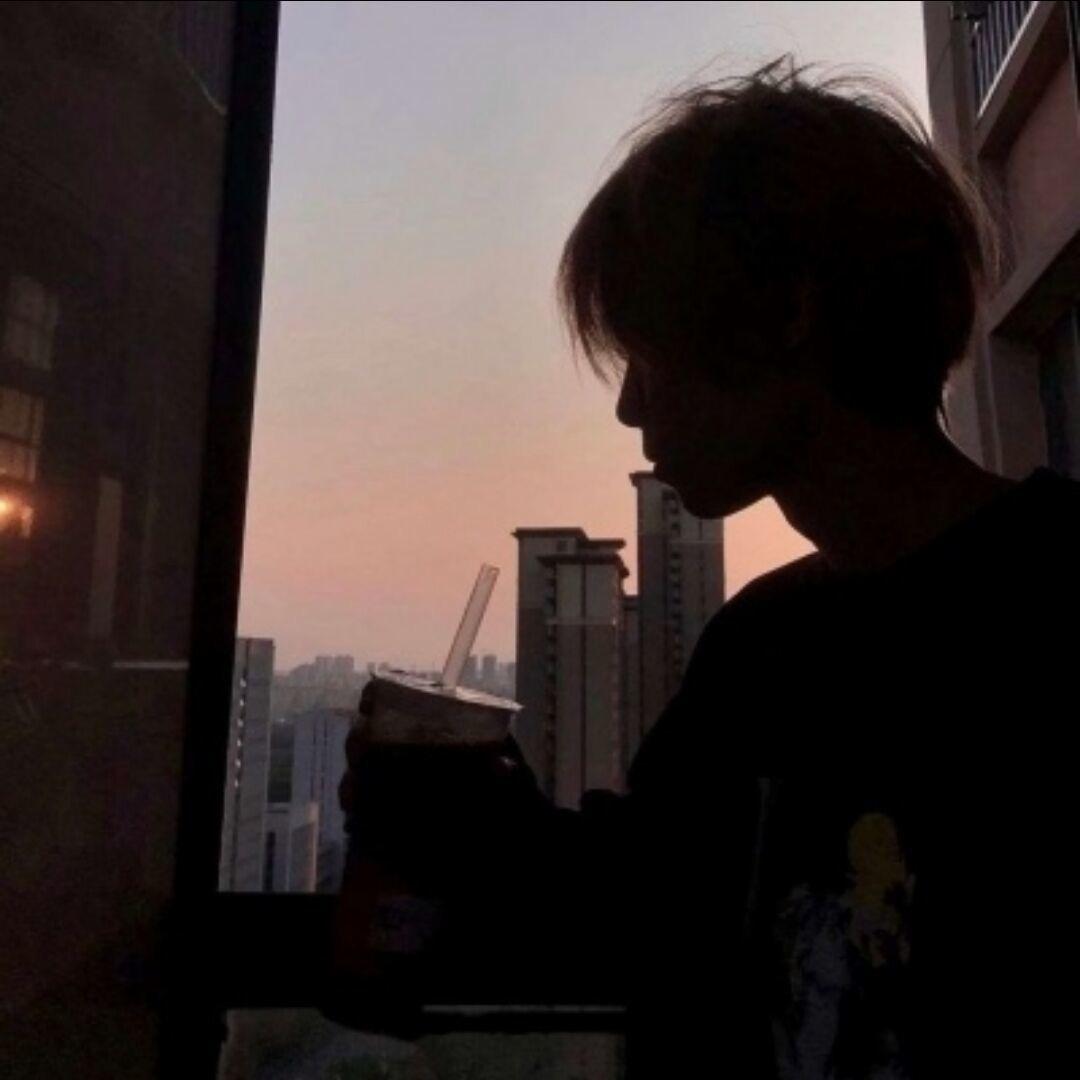 凌晨一点.