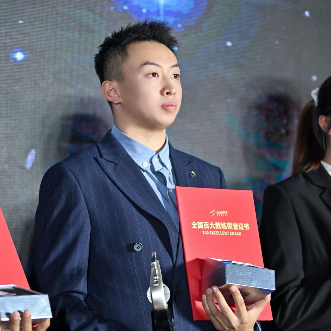 沂水东方启明星少儿篮球