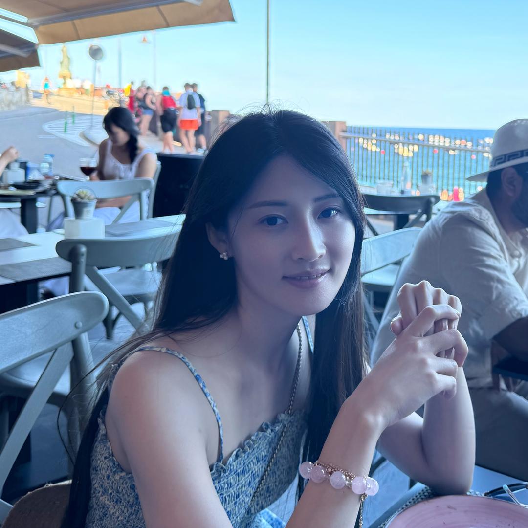 小莹嘉