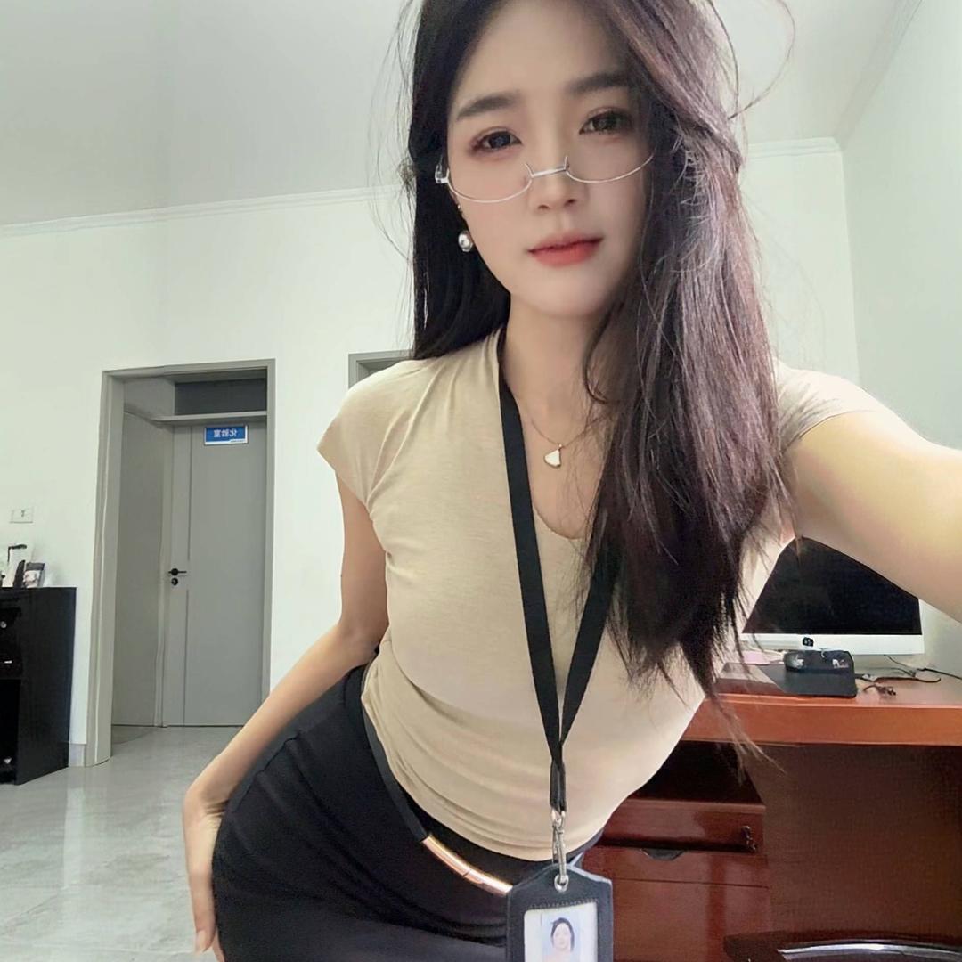 小穆茹（10.14晚3生日庆）