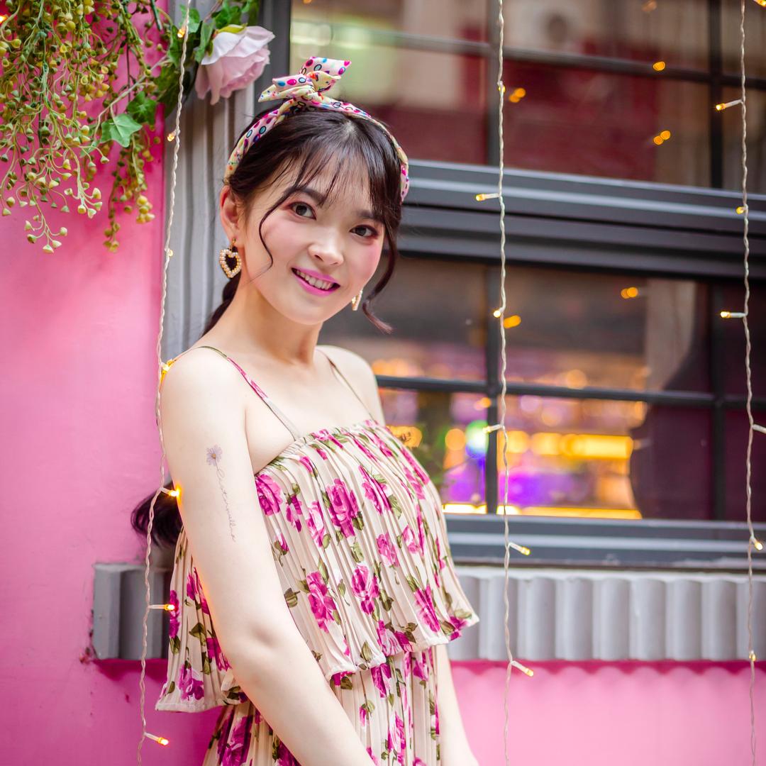 淽淽