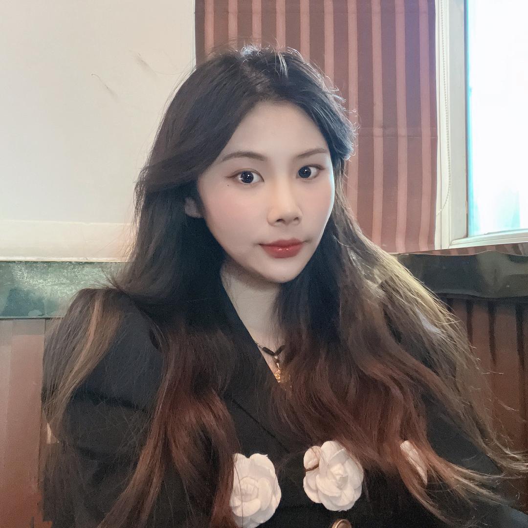 🍒大脸小璇子🤔️☆