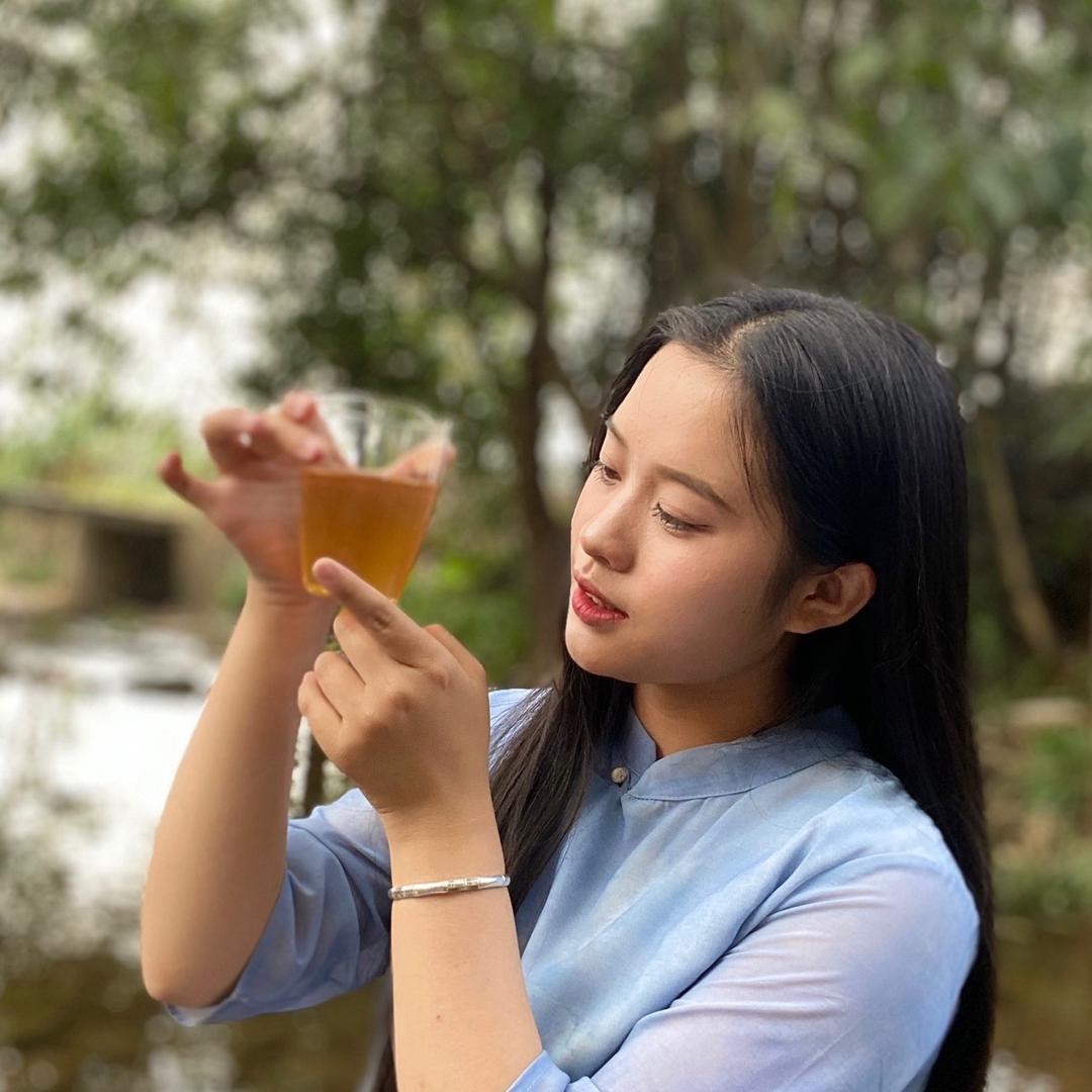 字圆圆