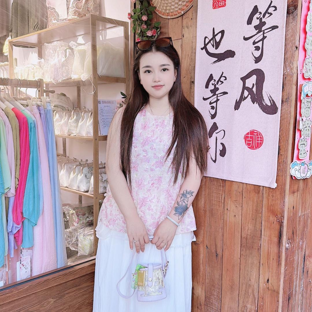 璐大宝