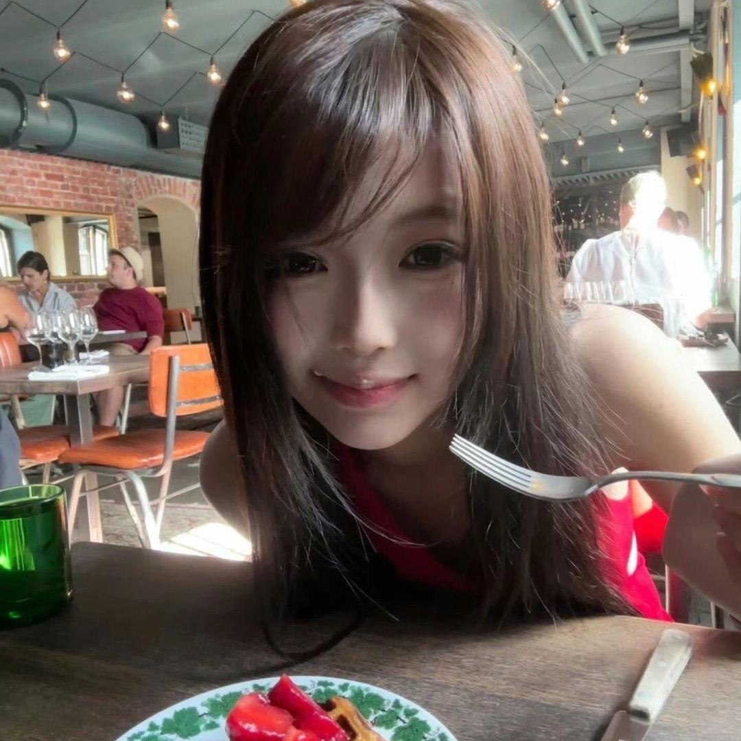 鲨鲨鱼子酱