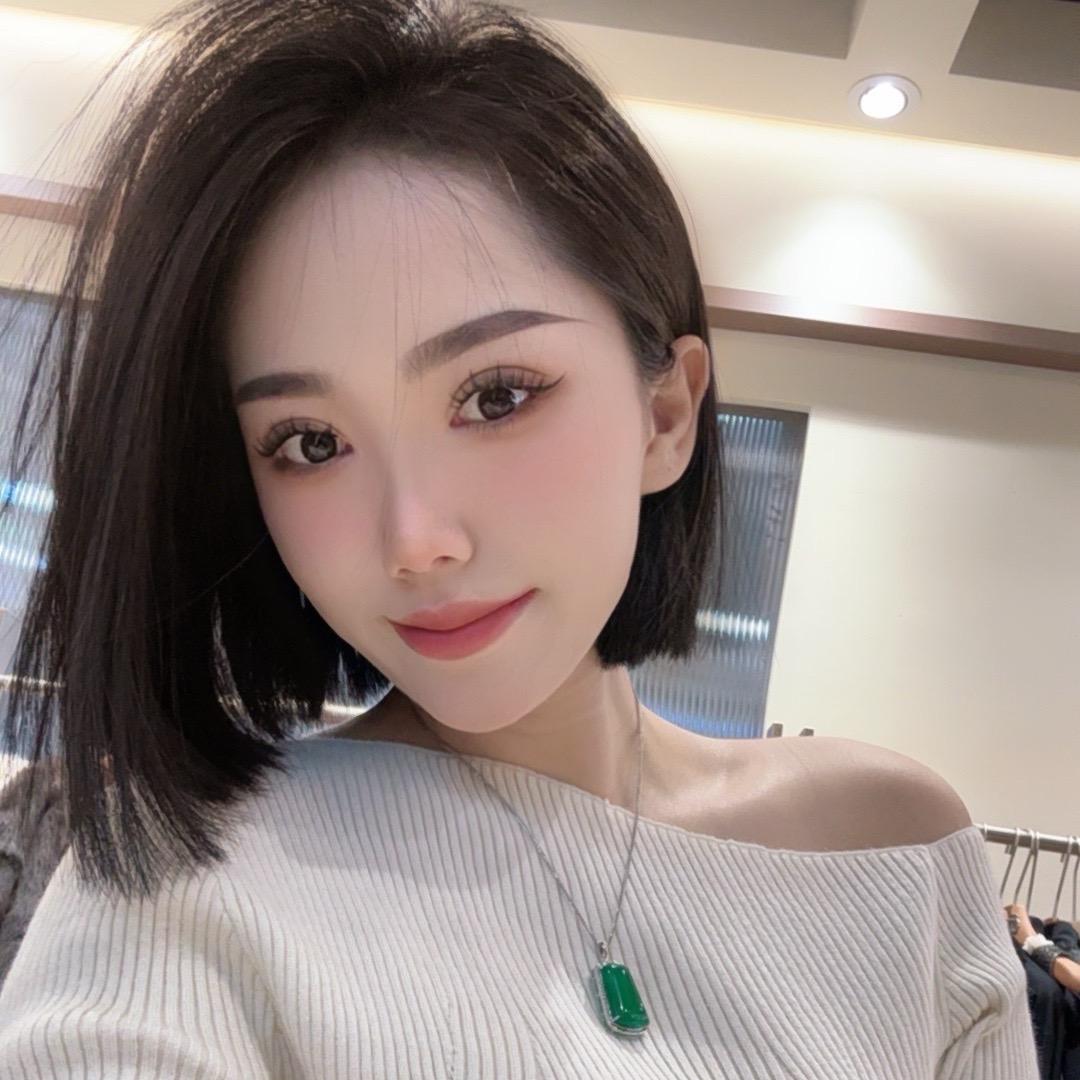 圣世皇妃−小攀