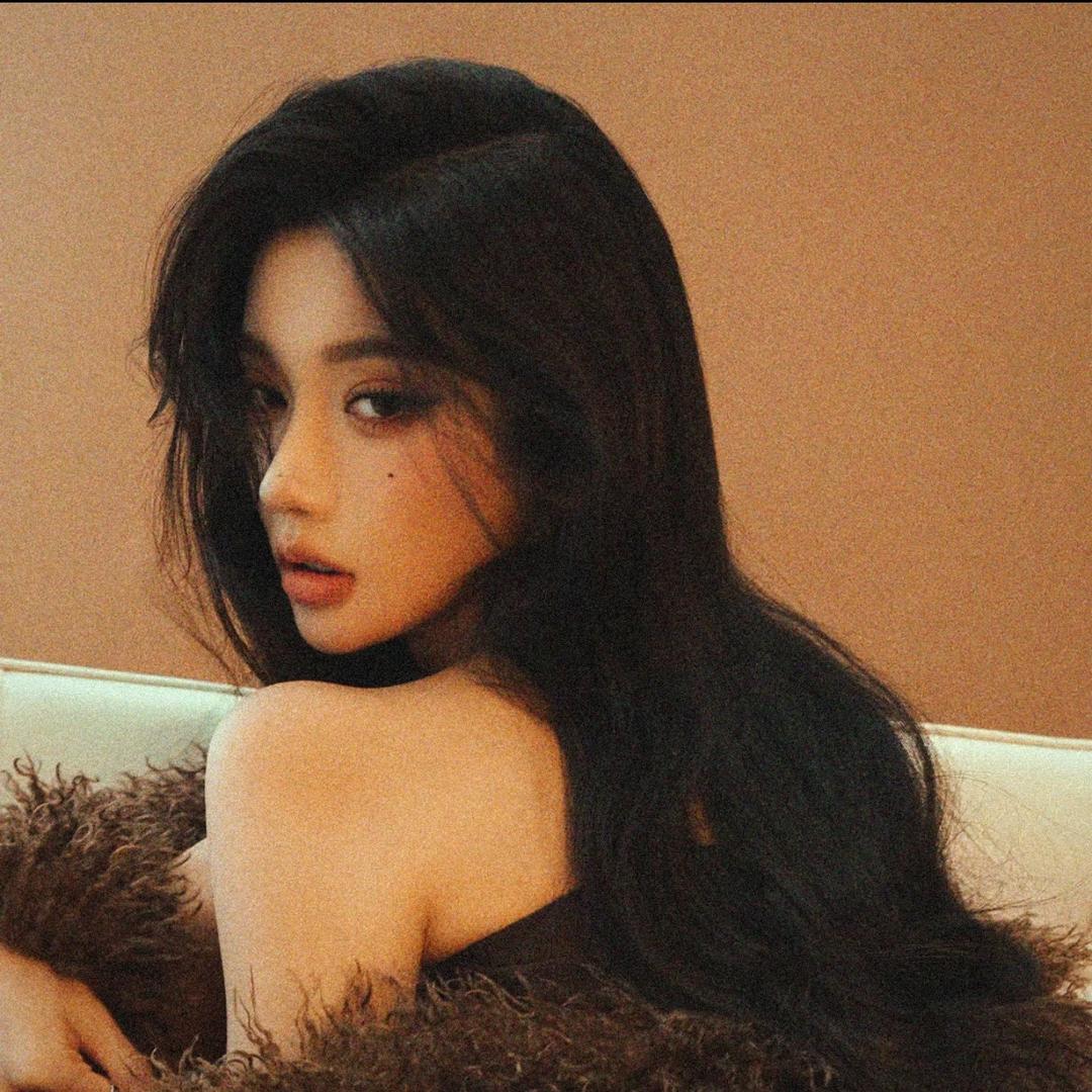 小小柳