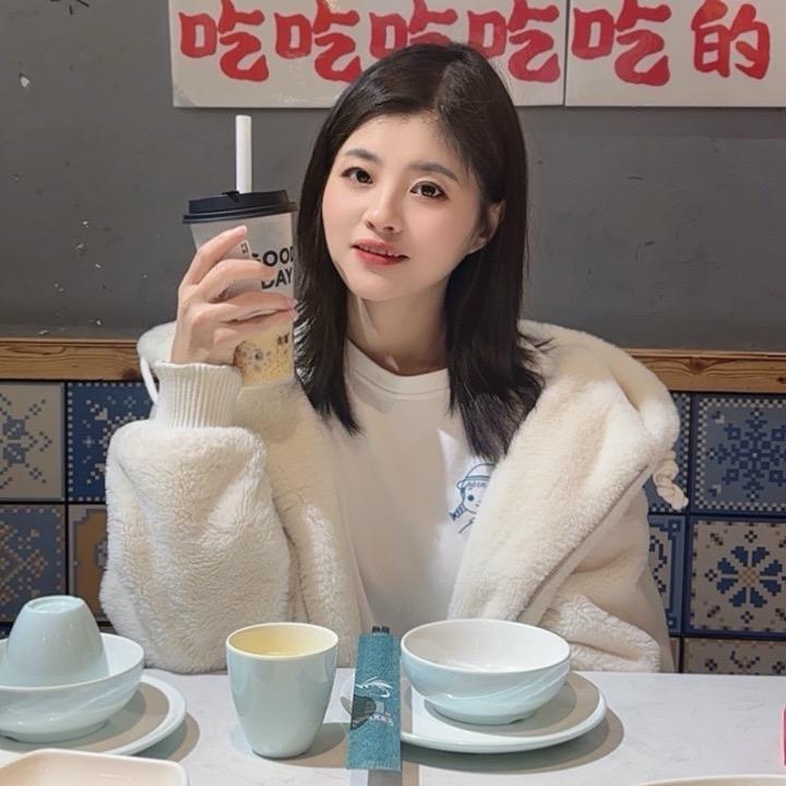 何小莲