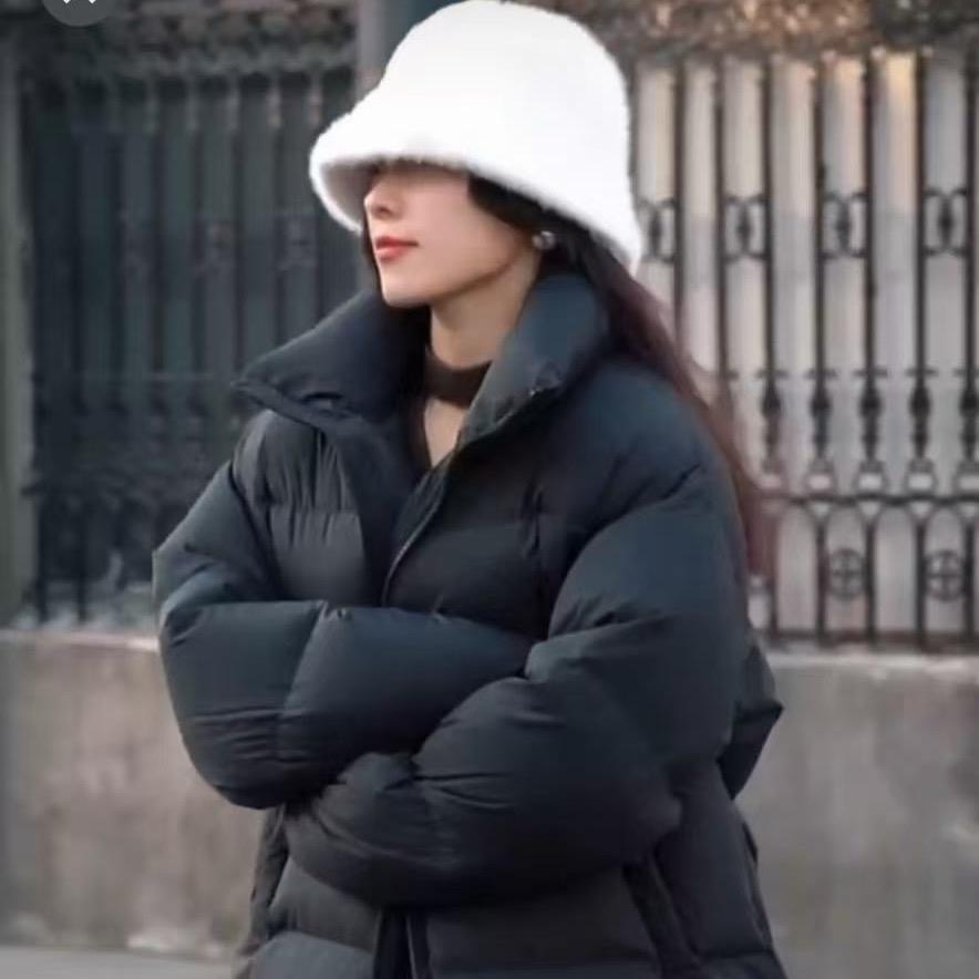 海宁龙少鹅绒服工厂店