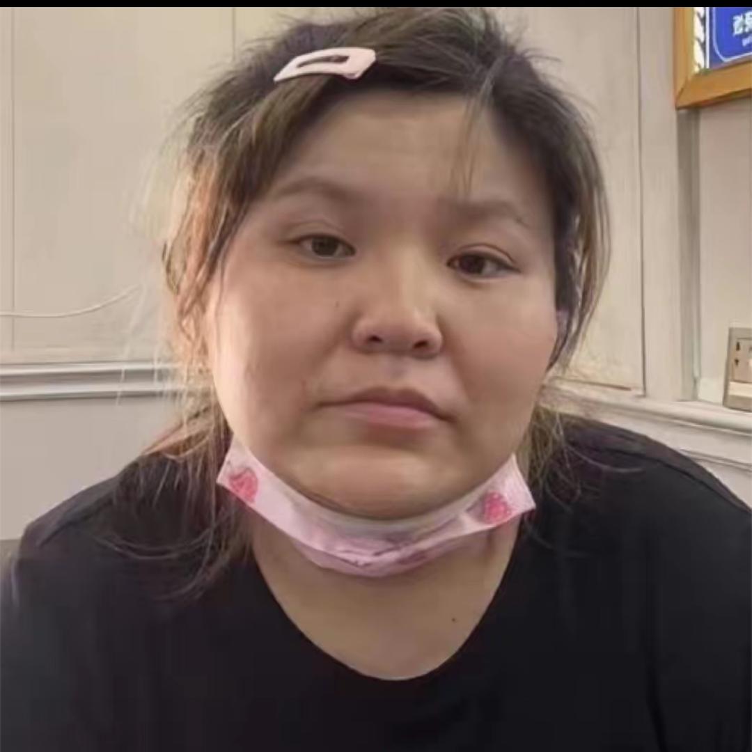 梨 花 诗