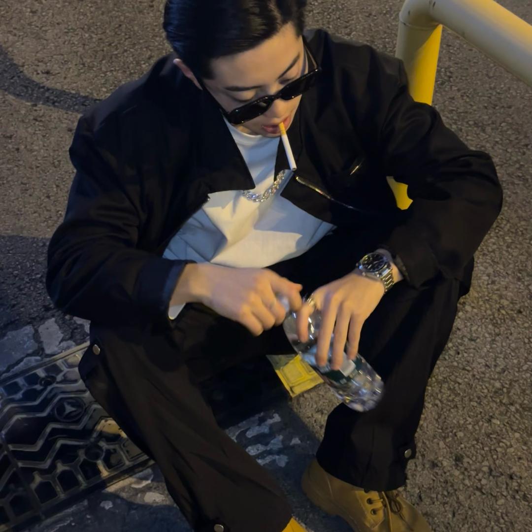 约束者