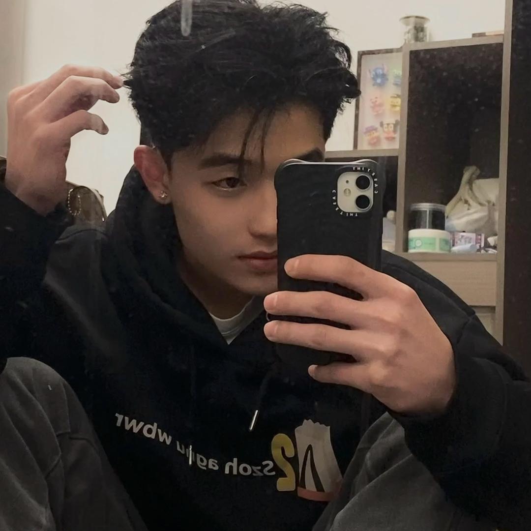 厦门值新汽车生活馆·艾了文