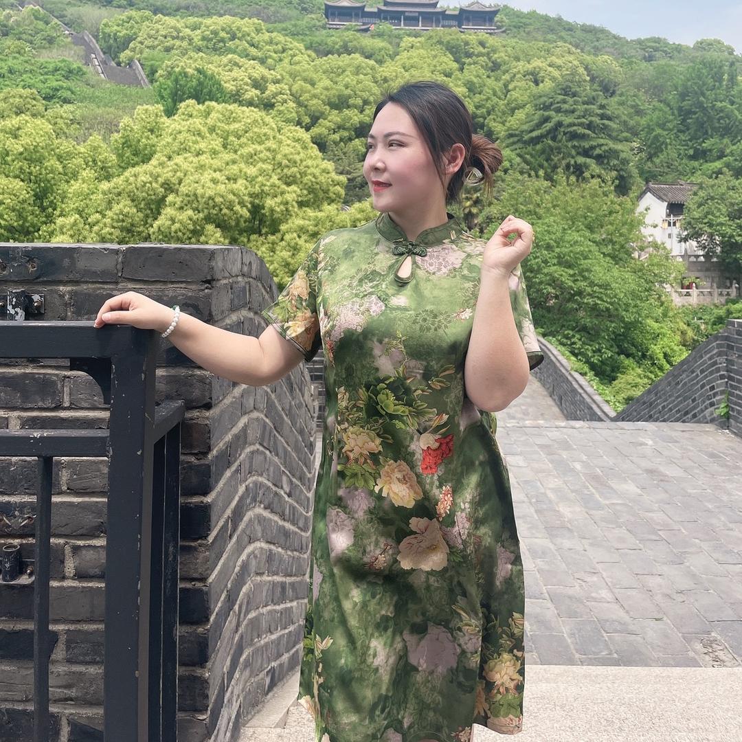 彤禹加肥加大妈妈装
