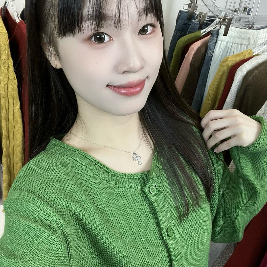 瑶瑶家原创针织衫