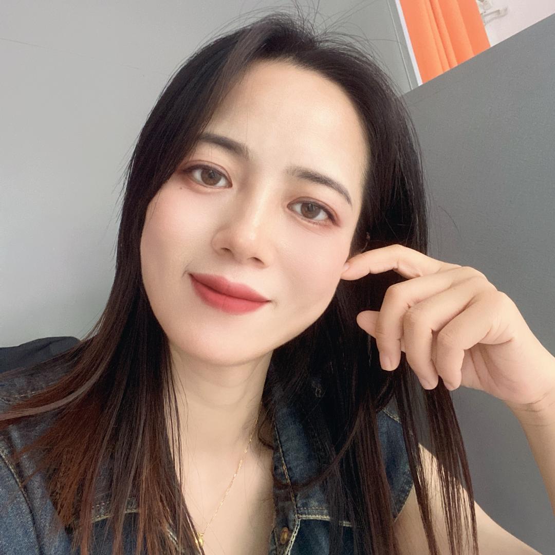 佩佩（服装创业）