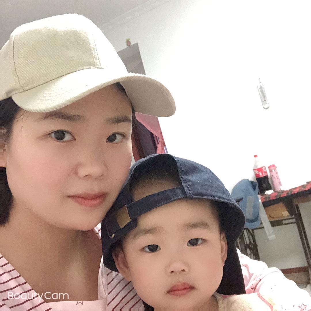 阳光下的微笑