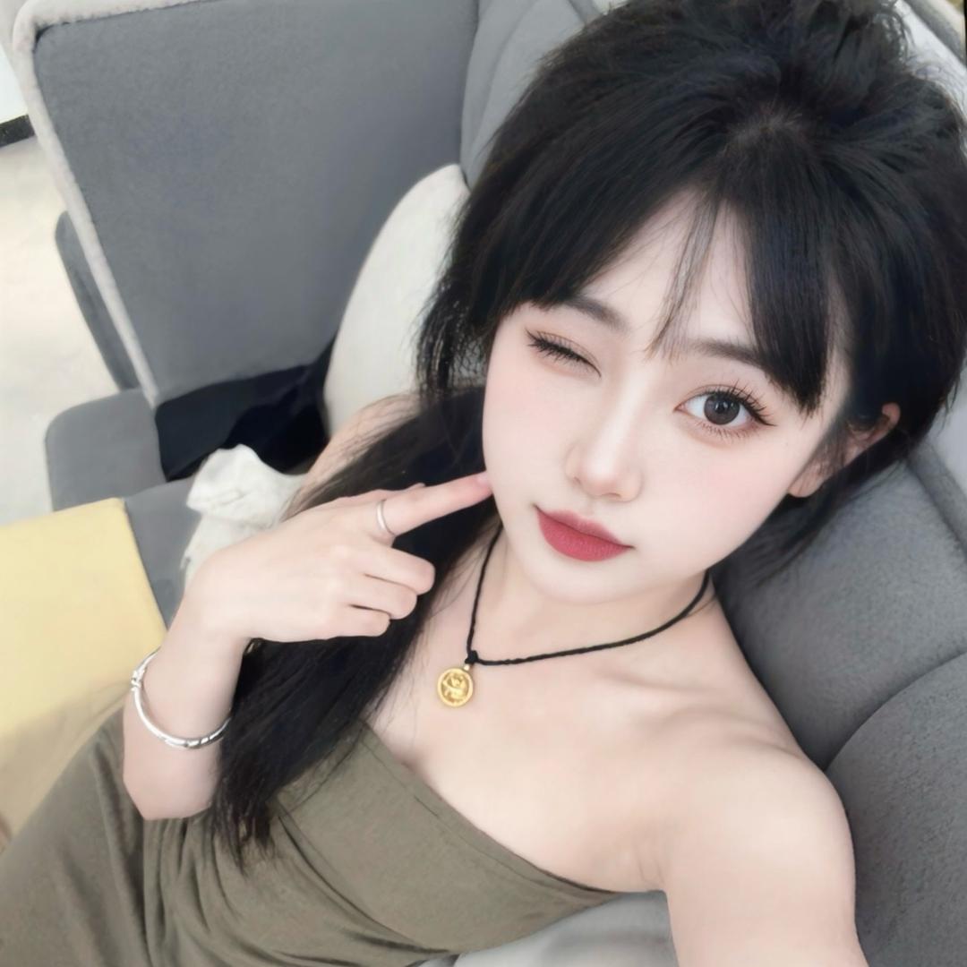 西塔广场舞日落黄昏大主播.