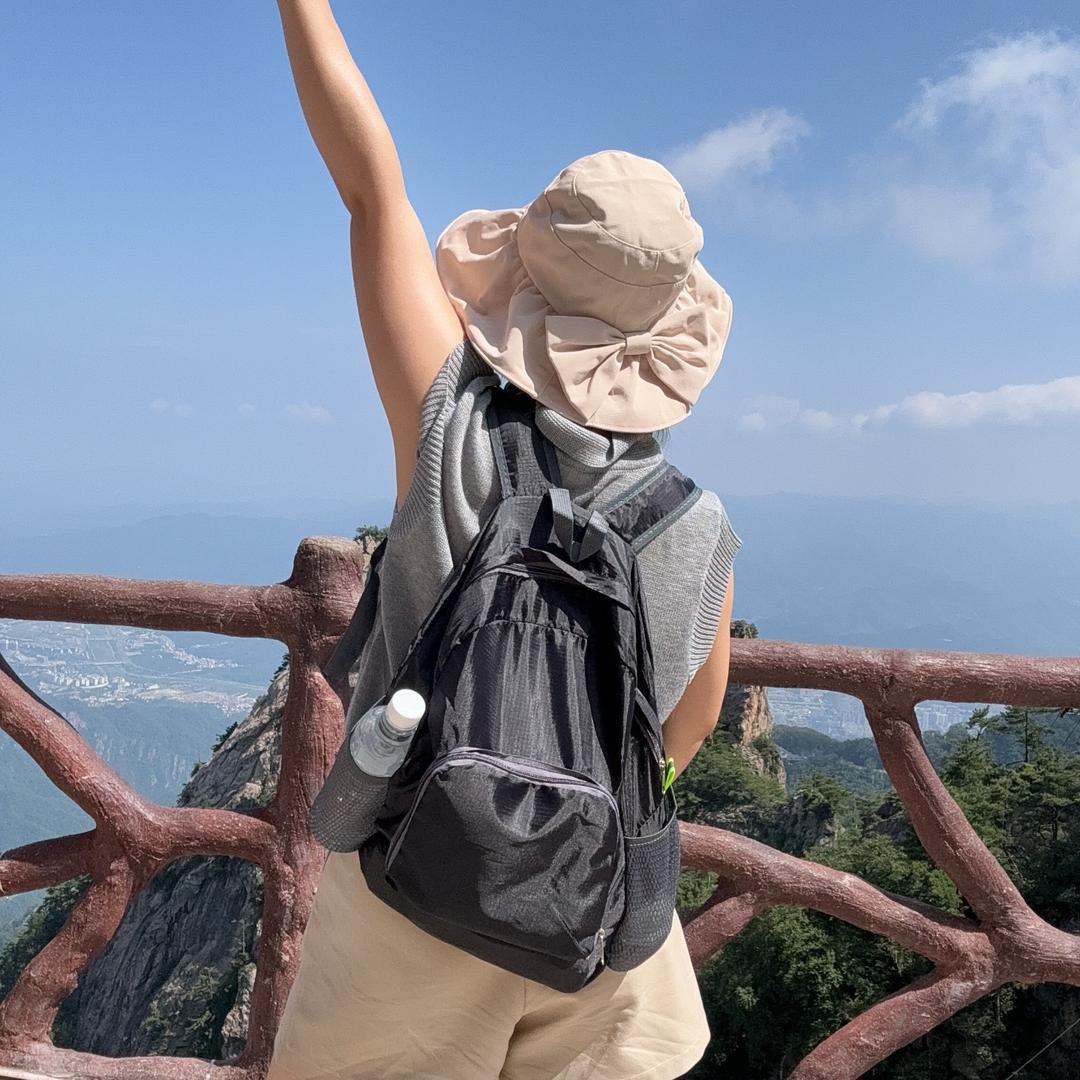 莱阳鸿辉虎皮鹦鹉养殖基地（引种➕批发）
