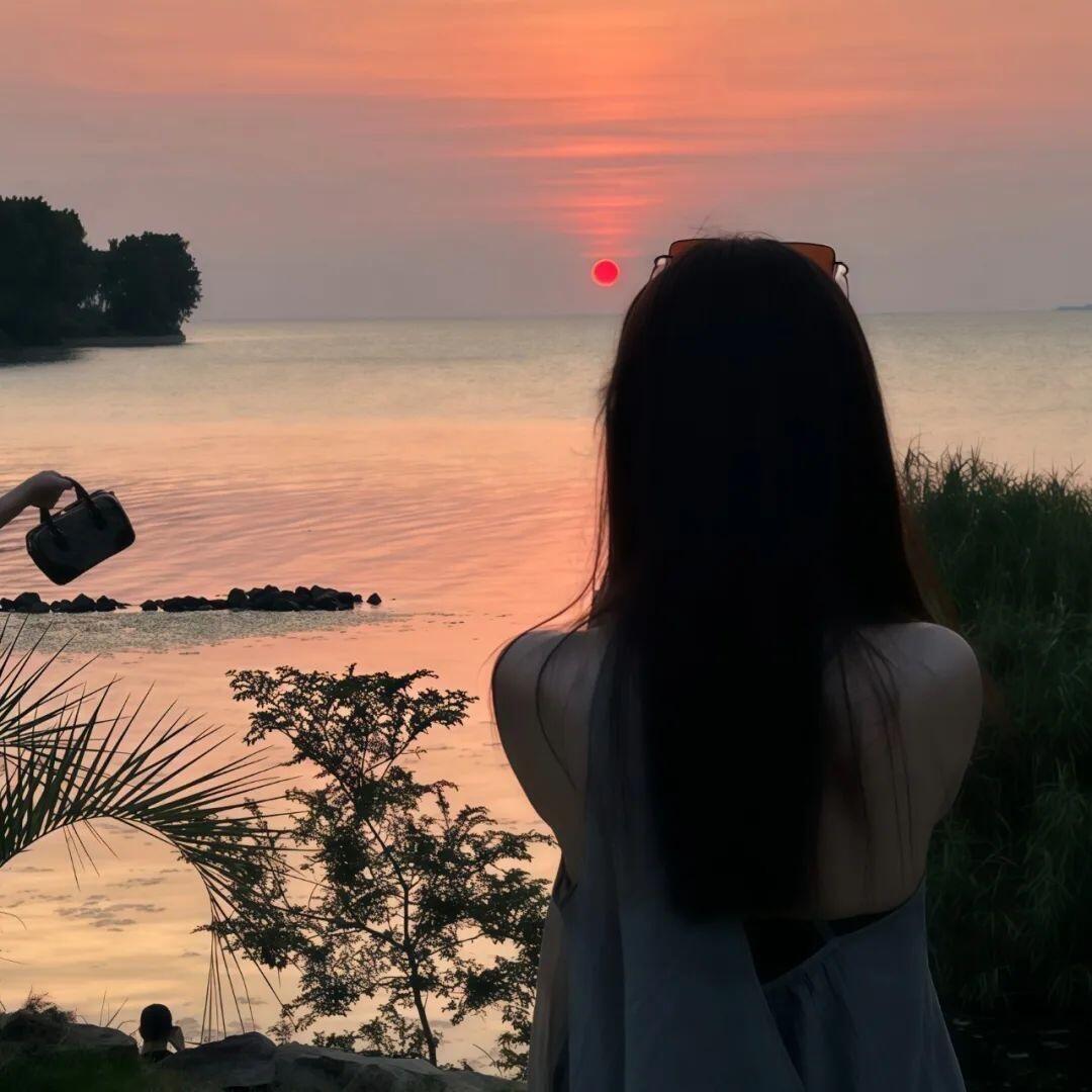 杳杳🌟